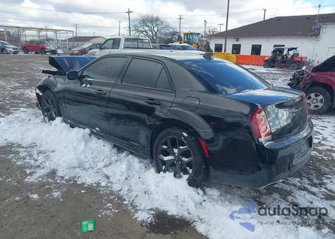 2023 Chrysler 300 Touring L из США, поврежденный, VIN 2C3CCADG6PH613901